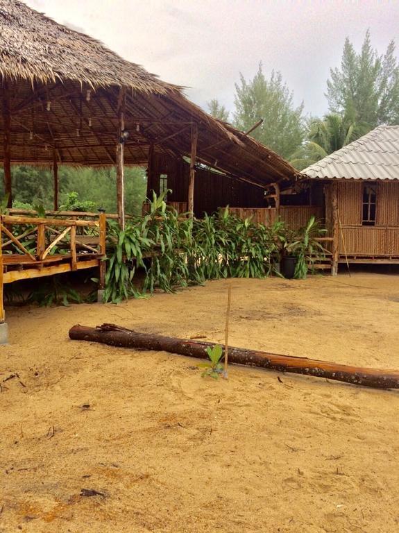 Kho Khao River Sand Eco Resort On The Beach Koh Kho Khao Island Exterior photo